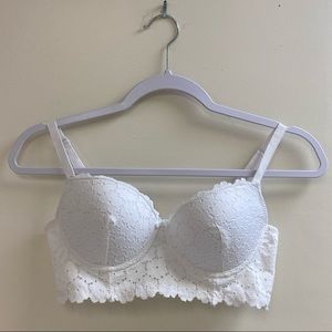 NWOT Lauren Ashley lace bra